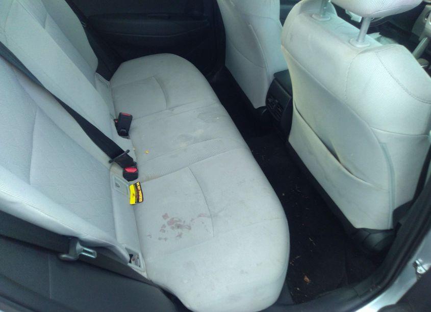 Photo 8 of 2022 Toyota Corolla CROSS LE (VIN 7MUCAABG6NV034559)