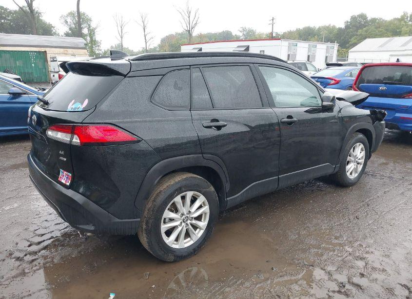 Photo 4 of 2023 Toyota Corolla CROSS LE (VIN 7MUCAABG6PV049341)