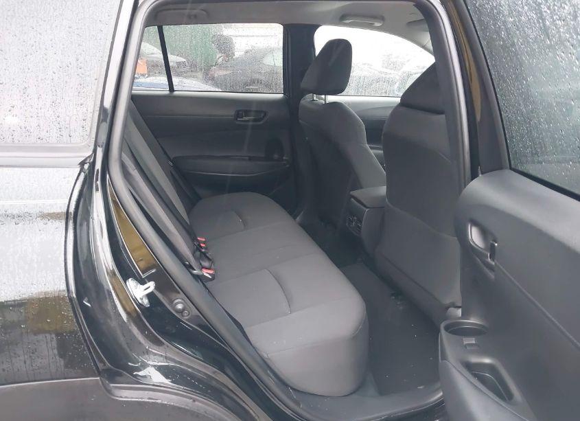 Photo 8 of 2023 Toyota Corolla CROSS LE (VIN 7MUCAABG6PV049341)