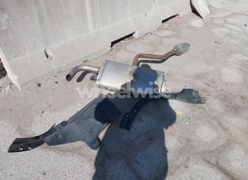 Photo 12 of 2022 Toyota Corolla CROSS LE (VIN 7MUCAABG7NV013235)