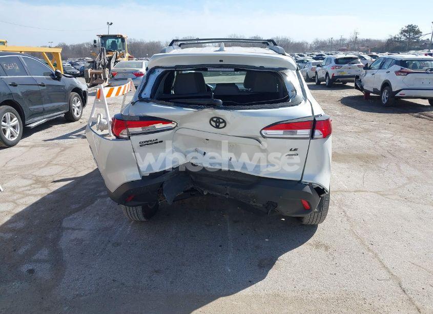 Photo 17 of 2022 Toyota Corolla CROSS LE (VIN 7MUCAABG7NV013235)
