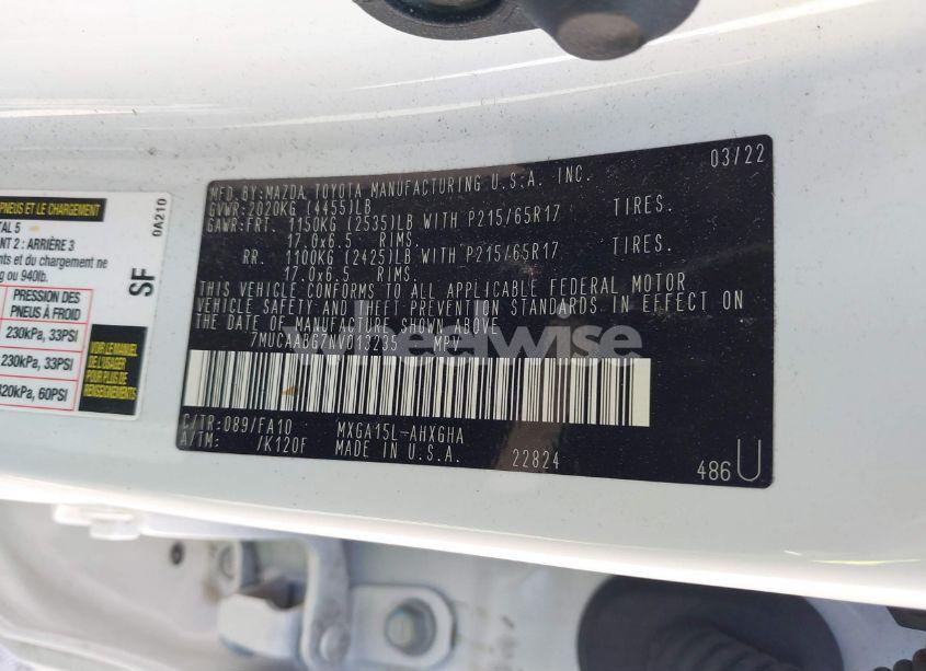 Photo 9 of 2022 Toyota Corolla CROSS LE (VIN 7MUCAABG7NV013235)