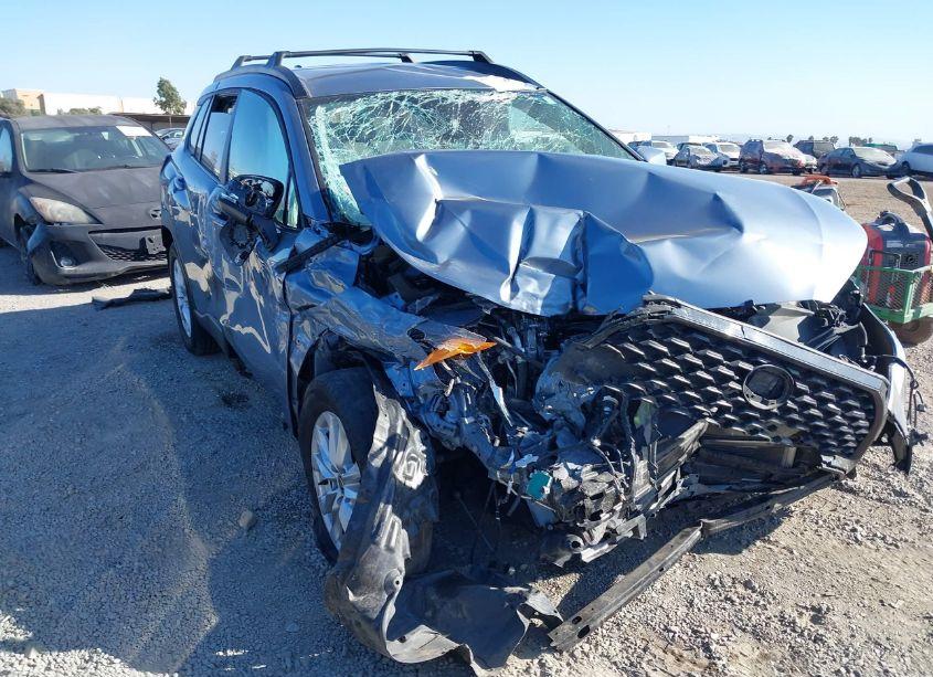 2023 Toyota Corolla CROSS LE (VIN 7MUCAABG7PV044598) main photo