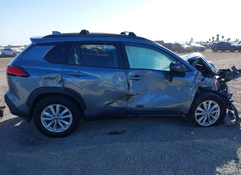 Photo 13 of 2023 Toyota Corolla CROSS LE (VIN 7MUCAABG7PV044598)