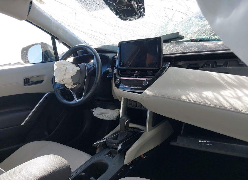 Photo 5 of 2023 Toyota Corolla CROSS LE (VIN 7MUCAABG7PV044598)