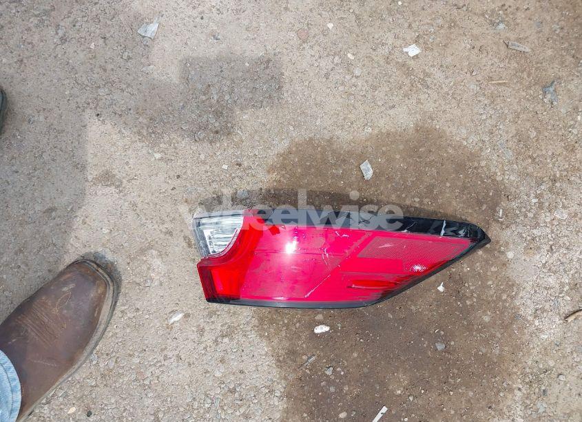 Photo 12 of 2023 Toyota Corolla CROSS LE (VIN 7MUCAABG8PV044559)