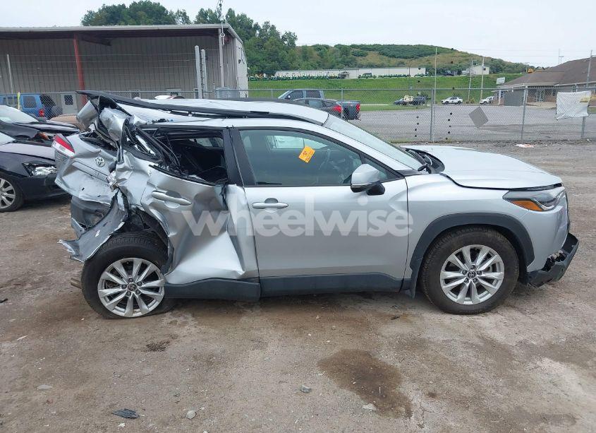 Photo 14 of 2023 Toyota Corolla CROSS LE (VIN 7MUCAABG8PV044559)