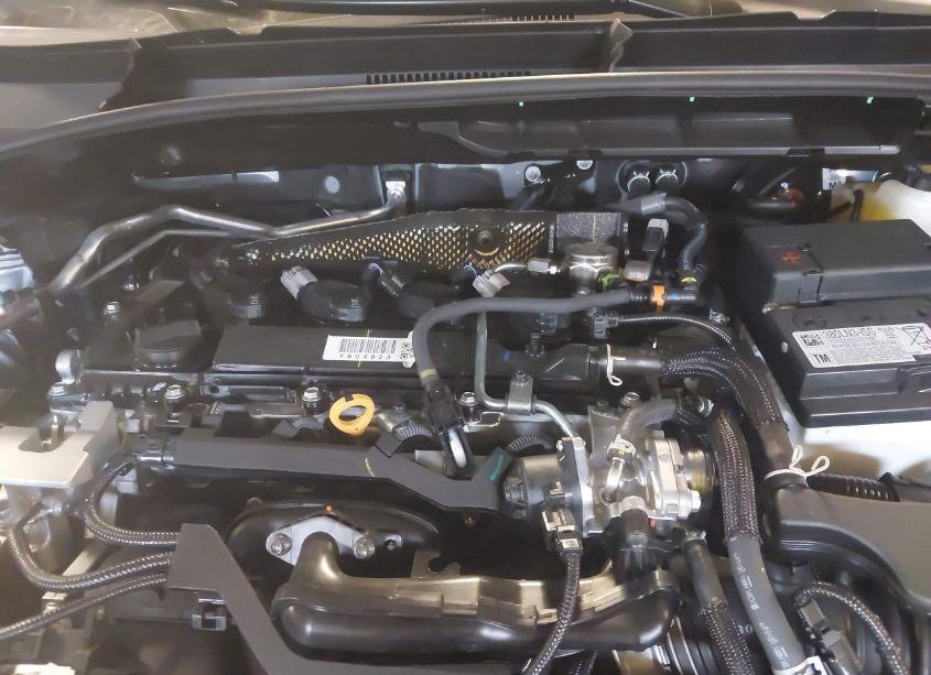 Photo 10 of 2024 Toyota Corolla CROSS LE (VIN 7MUCAABG8RV101801)