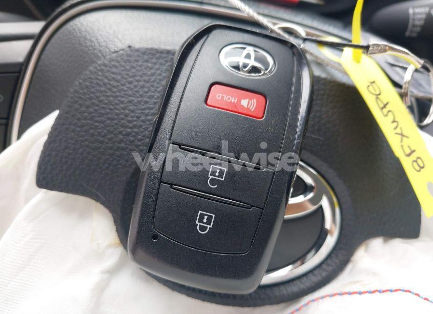 Photo 11 of 2024 Toyota Corolla CROSS LE (VIN 7MUCAABG8RV112538)