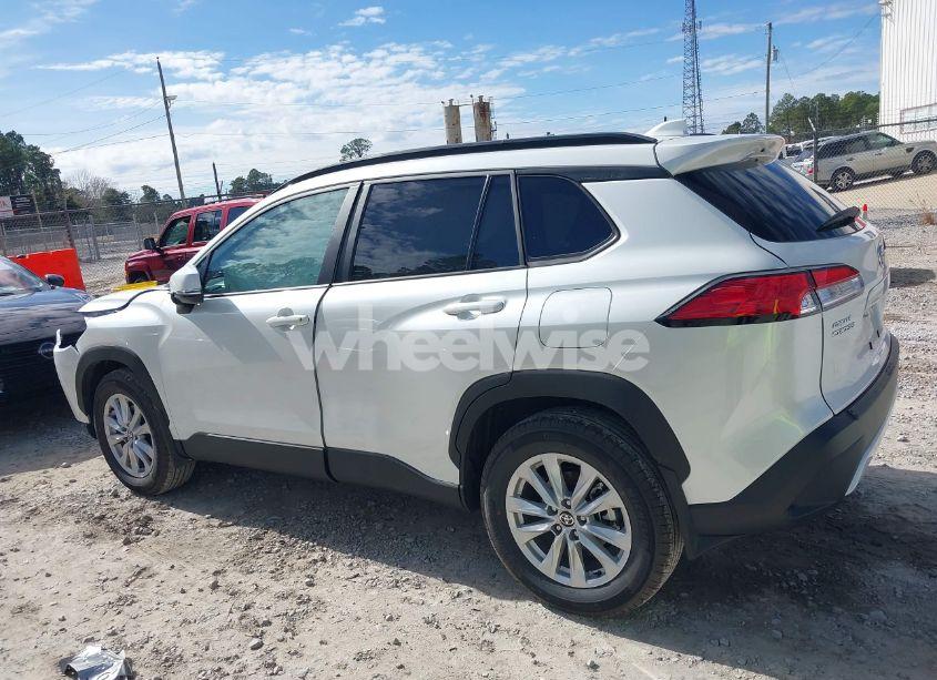 Photo 14 of 2024 Toyota Corolla CROSS LE (VIN 7MUCAABG8RV112538)