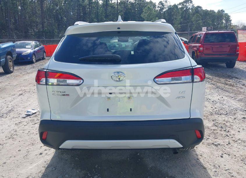 Photo 16 of 2024 Toyota Corolla CROSS LE (VIN 7MUCAABG8RV112538)