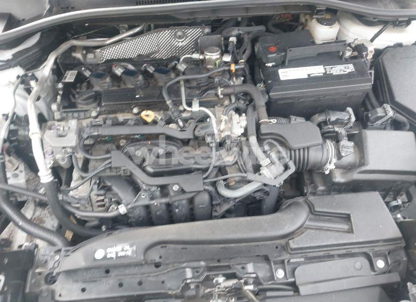 Photo 10 of 2022 Toyota Corolla CROSS LE (VIN 7MUCAABG9NV013978)