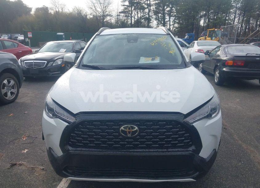 Photo 12 of 2022 Toyota Corolla CROSS LE (VIN 7MUCAABG9NV013978)