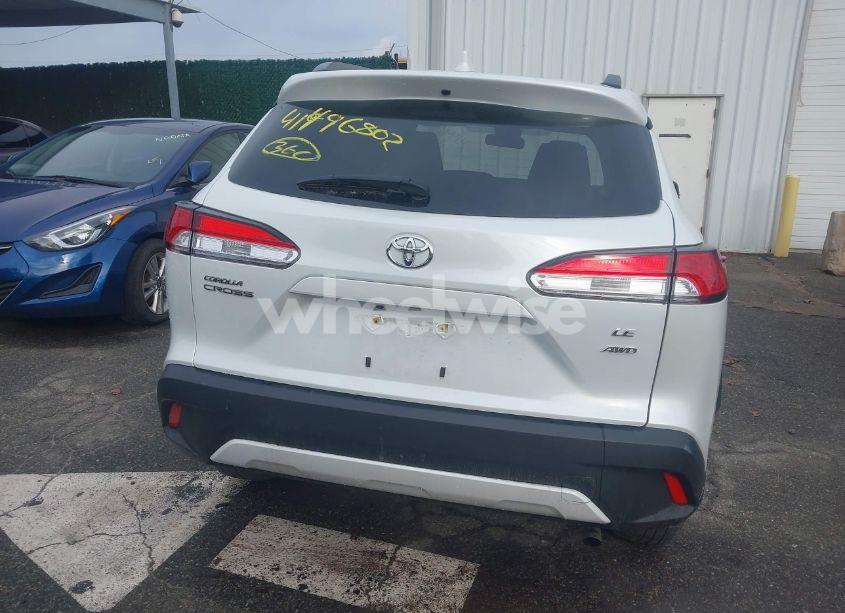 Photo 16 of 2022 Toyota Corolla CROSS LE (VIN 7MUCAABG9NV013978)