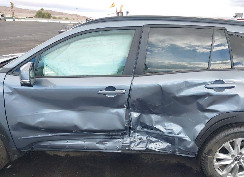 Photo 14 of 2024 Toyota Corolla CROSS LE (VIN 7MUCAABG9RV098889)