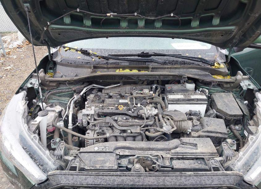 Photo 10 of 2022 Toyota Corolla CROSS LE (VIN 7MUCAABGXNV021300)