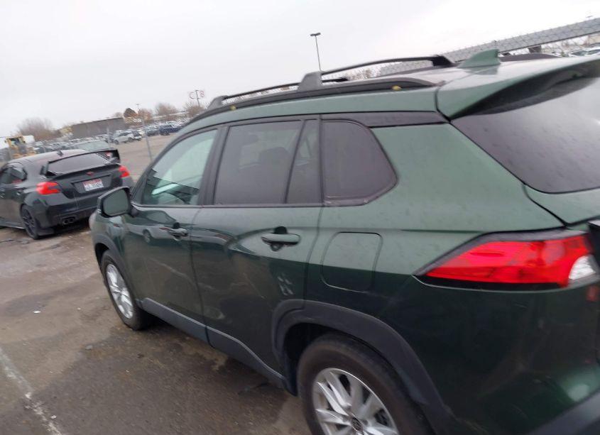 Photo 14 of 2022 Toyota Corolla CROSS LE (VIN 7MUCAABGXNV021300)