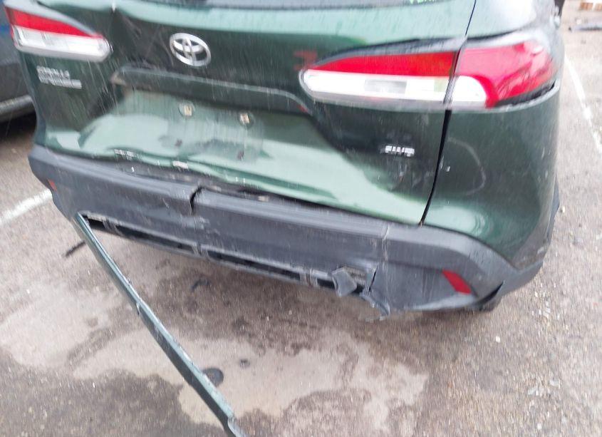 Photo 6 of 2022 Toyota Corolla CROSS LE (VIN 7MUCAABGXNV021300)
