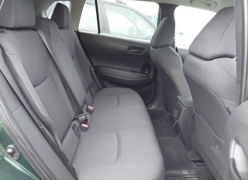 Photo 8 of 2022 Toyota Corolla CROSS LE (VIN 7MUCAABGXNV021300)