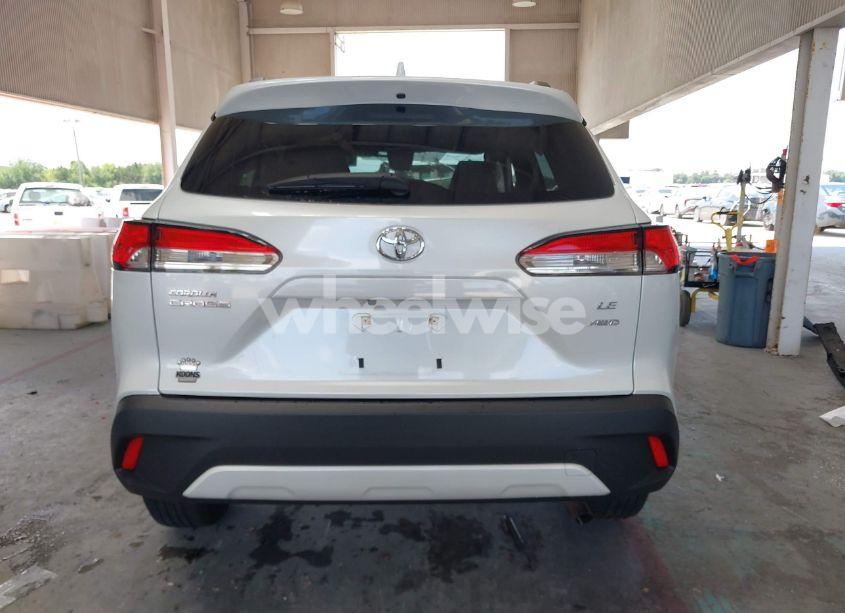 Photo 16 of 2022 Toyota Corolla CROSS LE (VIN 7MUCAABGXNV026593)