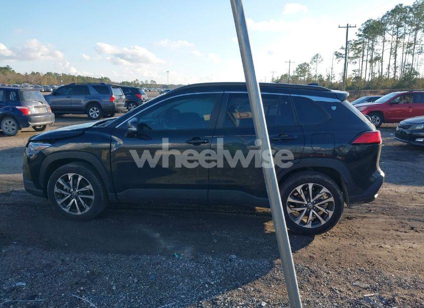 Photo 14 of 2023 Toyota Corolla CROSS XLE (VIN 7MUDAAAG0PV068103)
