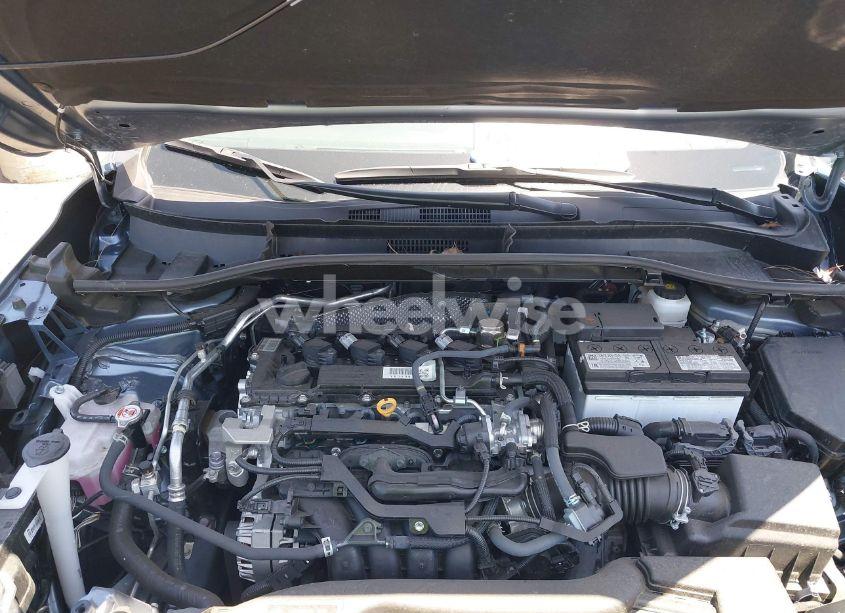 Photo 10 of 2024 Toyota Corolla CROSS XLE (VIN 7MUDAAAG0RV097510)