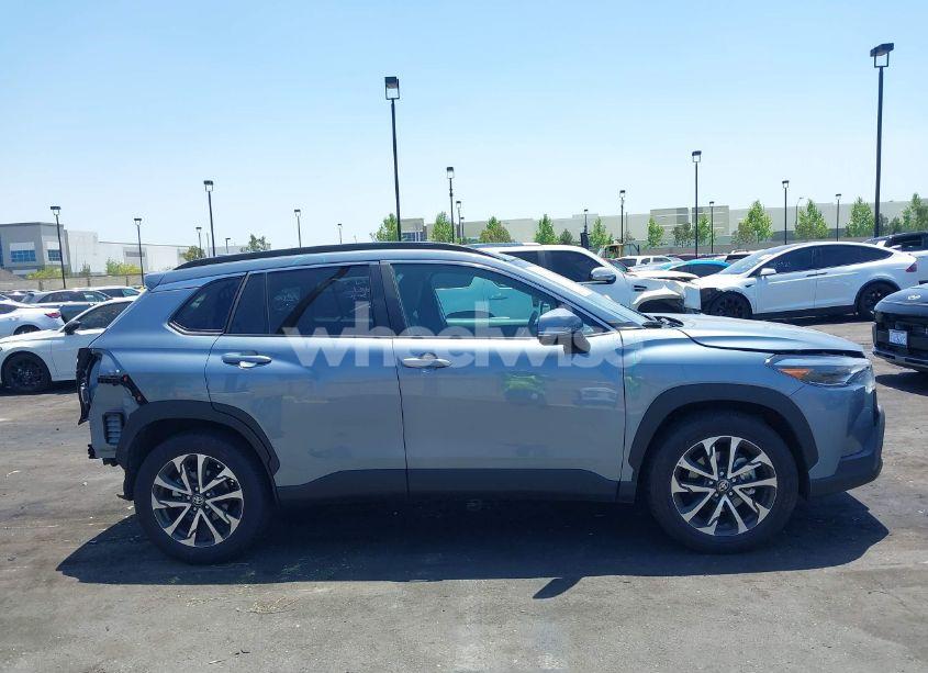 Photo 14 of 2024 Toyota Corolla CROSS XLE (VIN 7MUDAAAG0RV097510)