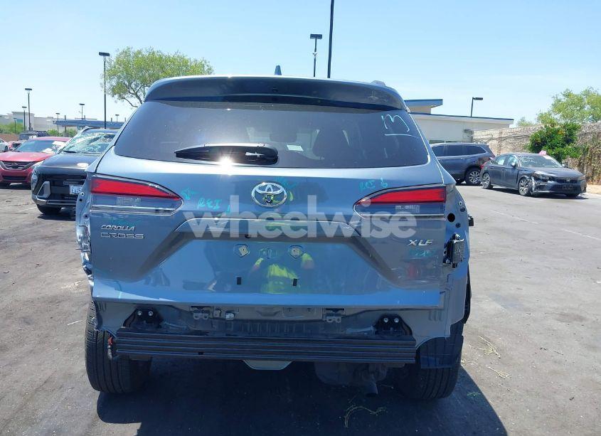 Photo 17 of 2024 Toyota Corolla CROSS XLE (VIN 7MUDAAAG0RV097510)