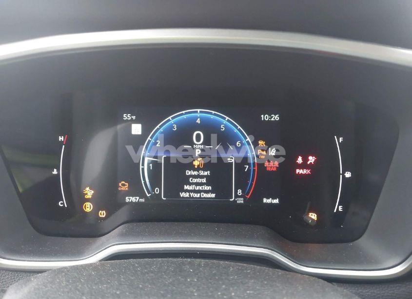 Photo 7 of 2024 Toyota Corolla CROSS XLE (VIN 7MUDAAAG0RV098544)