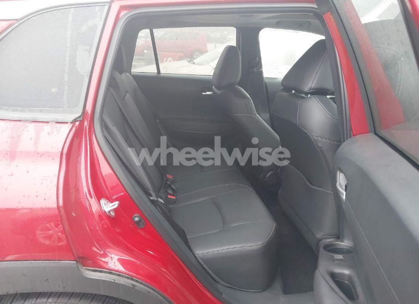 Photo 8 of 2024 Toyota Corolla CROSS XLE (VIN 7MUDAAAG0RV098544)