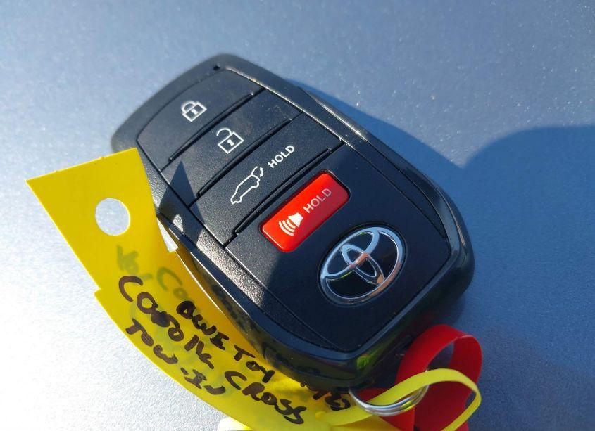 Photo 11 of 2024 Toyota Corolla CROSS XLE (VIN 7MUDAAAG1RV094924)