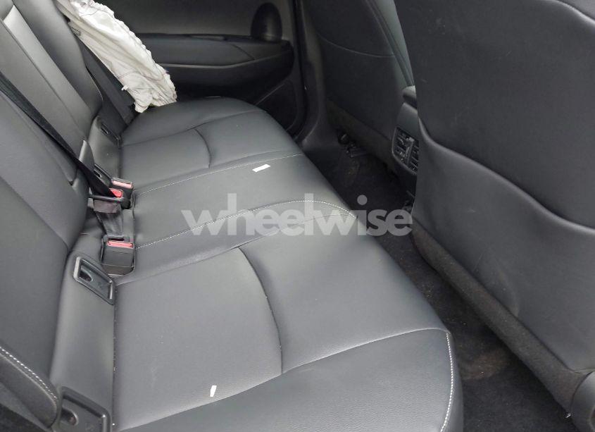 Photo 8 of 2023 Toyota Corolla CROSS XLE (VIN 7MUDAAAG2PV053666)