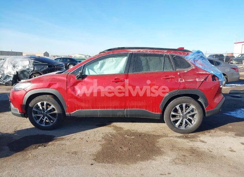 Photo 12 of 2023 Toyota Corolla CROSS XLE (VIN 7MUDAAAG2PV055420)