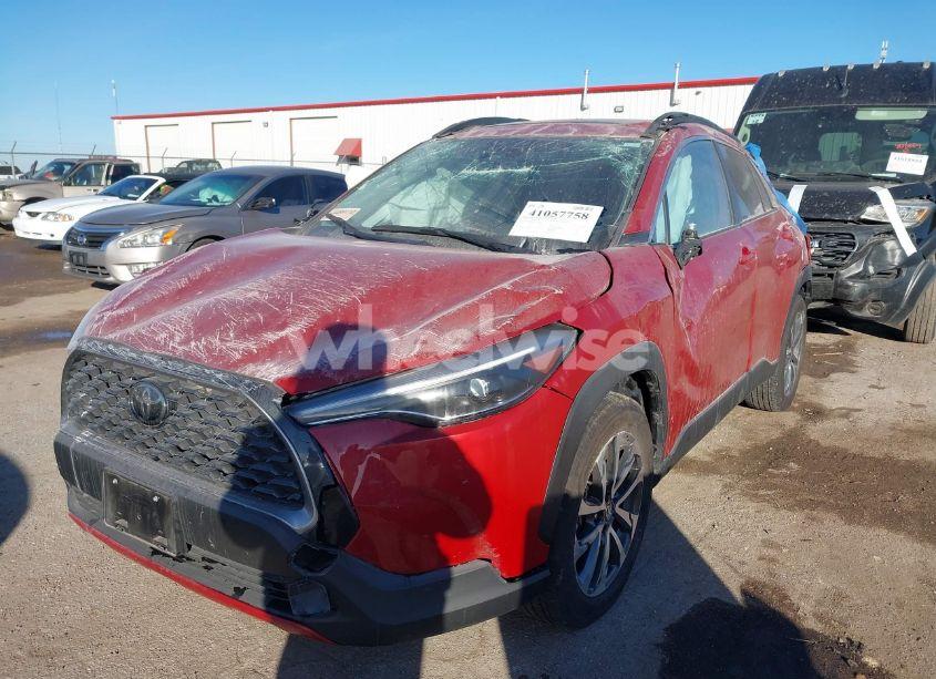 Photo 2 of 2023 Toyota Corolla CROSS XLE (VIN 7MUDAAAG2PV055420)