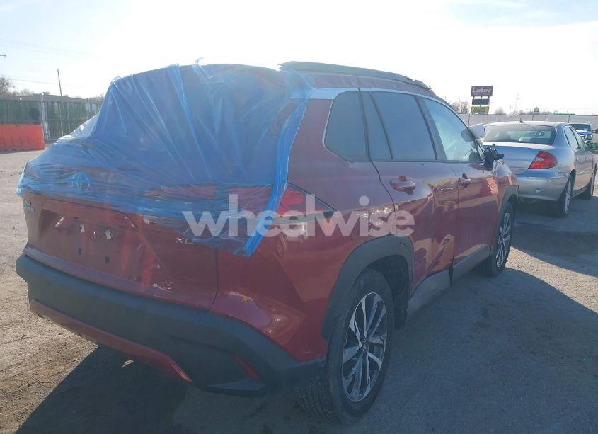 Photo 4 of 2023 Toyota Corolla CROSS XLE (VIN 7MUDAAAG2PV055420)