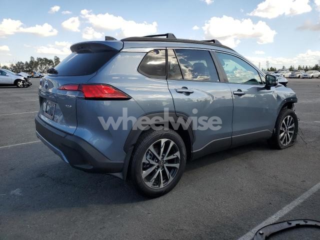 Photo 11 of 2025 TOYOTA COROLLA CROSS XLE (VIN 7MUDAAAG2SV131324)