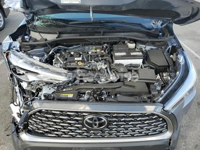 Photo 9 of 2025 TOYOTA COROLLA CROSS XLE (VIN 7MUDAAAG2SV131324)