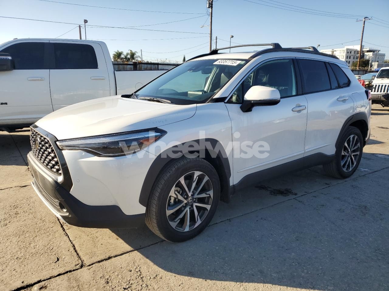 2022 TOYOTA COROLLA CROSS XLE (VIN 7MUDAAAG3NV017515) main photo