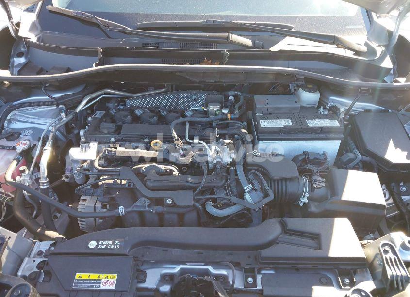 Photo 10 of 2022 Toyota Corolla CROSS XLE (VIN 7MUDAAAG3NV031155)