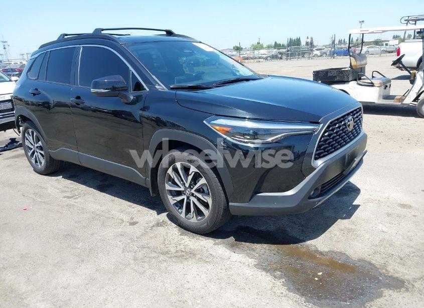 2023 Toyota Corolla CROSS XLE (VIN 7MUDAAAG3PV069634) main photo