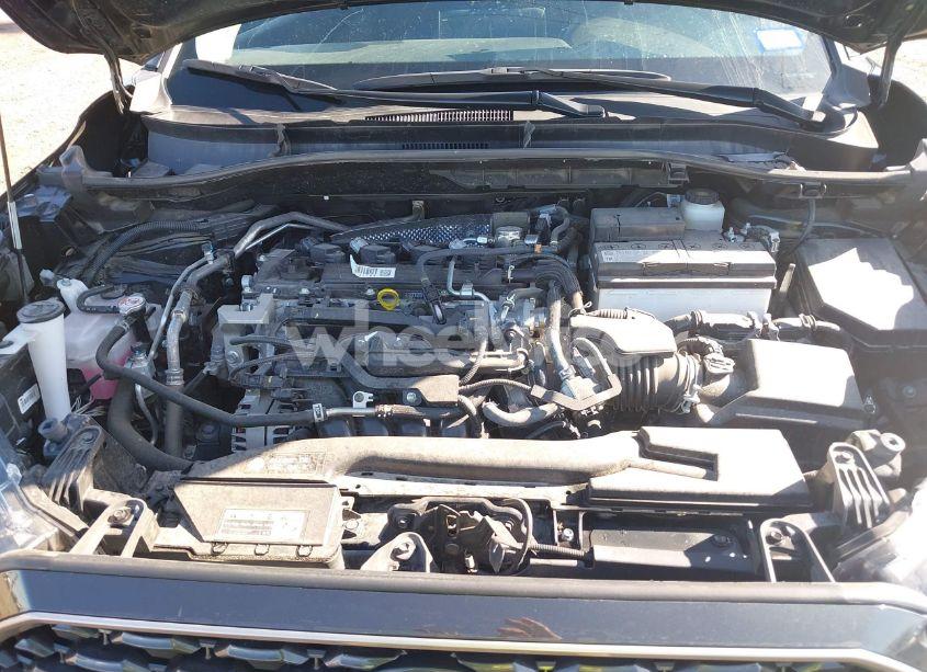 Photo 10 of 2024 Toyota Corolla CROSS XLE (VIN 7MUDAAAG3RV083617)