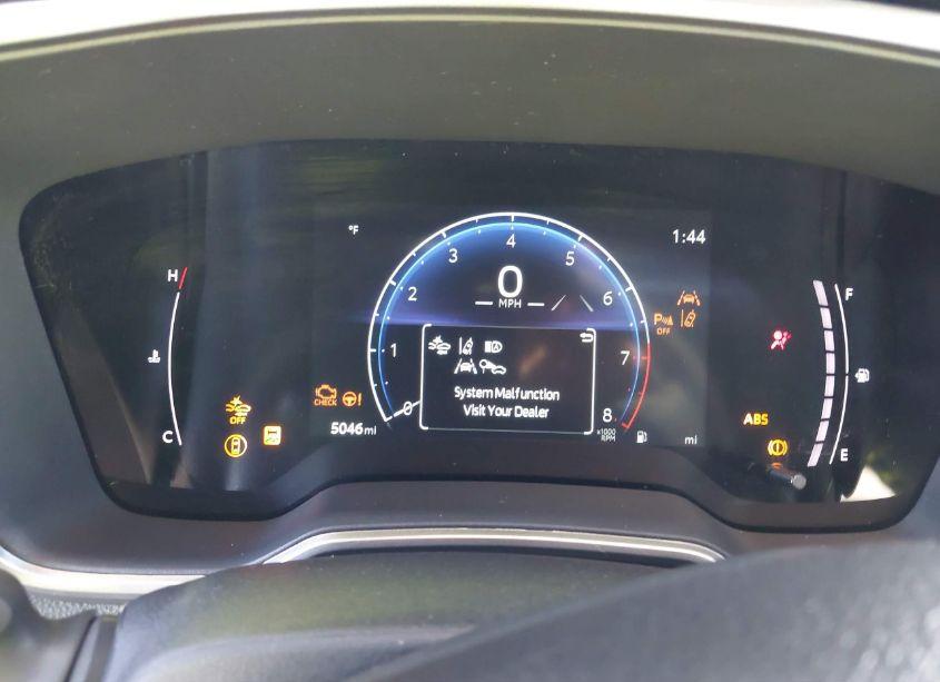 Photo 6 of 2024 Toyota Corolla CROSS XLE (VIN 7MUDAAAG3RV106099)