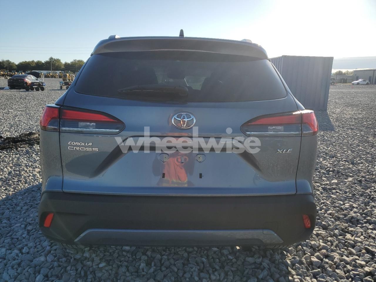 Photo 6 of 2025 TOYOTA COROLLA CROSS XLE (VIN 7MUDAAAG3SV145801)