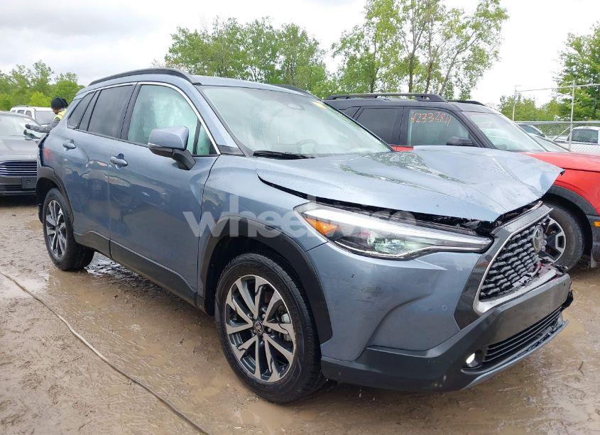 2023 Toyota Corolla CROSS XLE (VIN 7MUDAAAG4PV062515) main photo