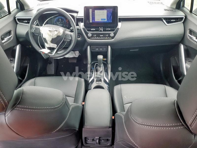 Photo 8 of 2023 TOYOTA COROLLA CROSS XLE N/A (VIN 7MUDAAAG4PV069416)