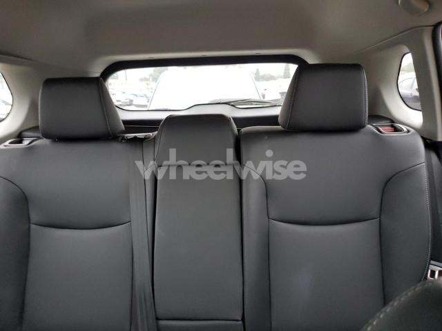 Photo 10 of 2023 TOYOTA COROLLA CROSS XLE (VIN 7MUDAAAG4PV071067)