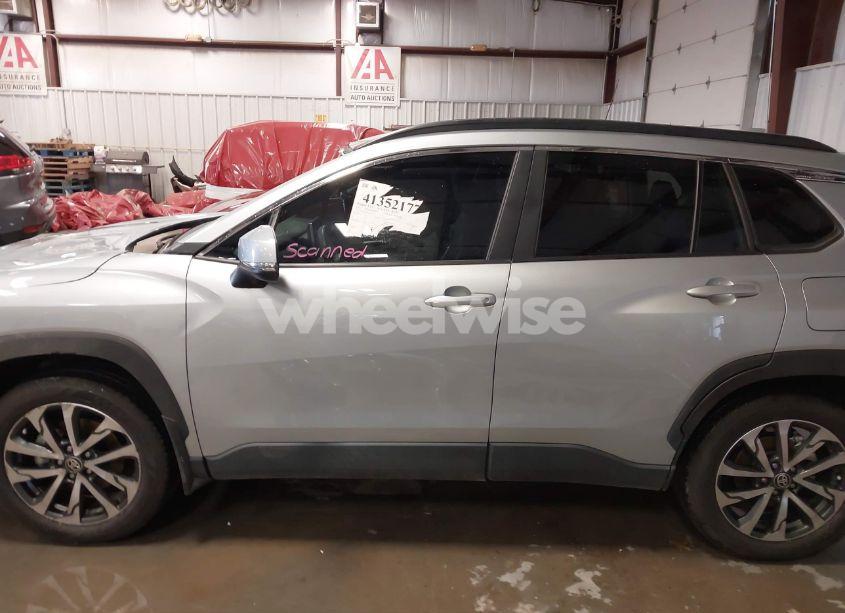 Photo 15 of 2023 Toyota Corolla CROSS XLE (VIN 7MUDAAAG6PV068252)