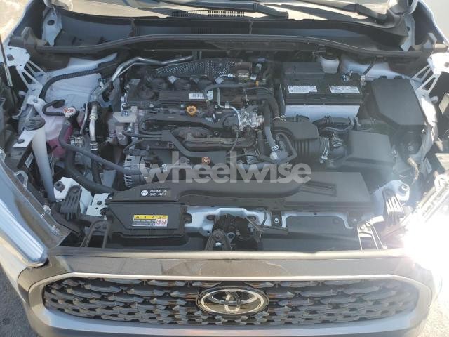Photo 11 of 2025 TOYOTA COROLLA CROSS XLE (VIN 7MUDAAAG6SV144495)