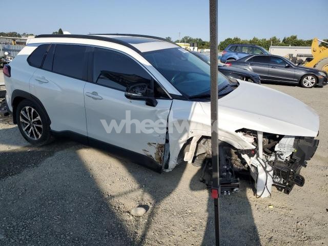 Photo 11 of 2023 TOYOTA COROLLA CROSS XLE (VIN 7MUDAAAG7PV055414)