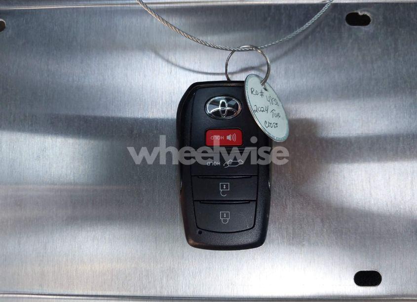 Photo 11 of 2024 Toyota Corolla CROSS XLE (VIN 7MUDAAAG7RV079506)